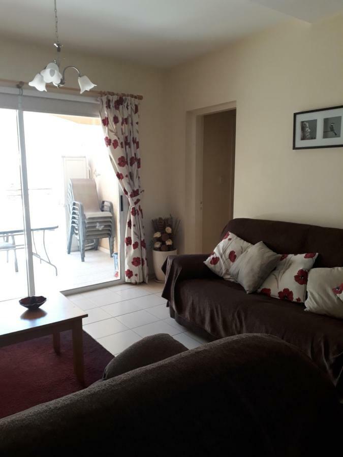 Apartment Pafilia Gardens