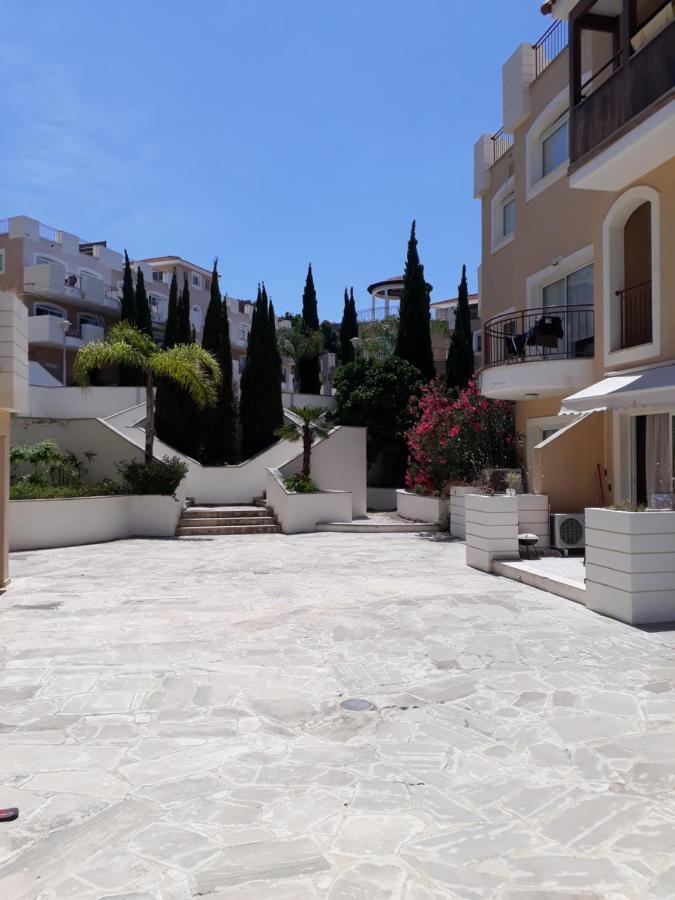 Apartment Pafilia Gardens